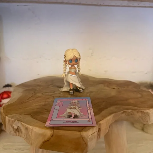 POP MART Lil Peach Riot: Loading! Series Poppy-Valkyrie Blind Box Figure - Picture 3 of 6